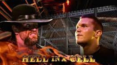 Undertaker VS Randy Orton