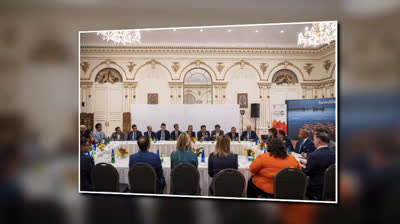 NY Mayor Eric Adams with the public